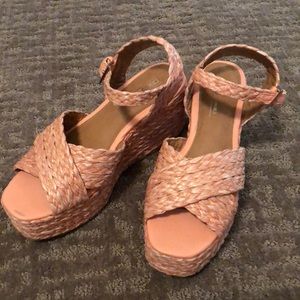 Platform wedge straw wedges